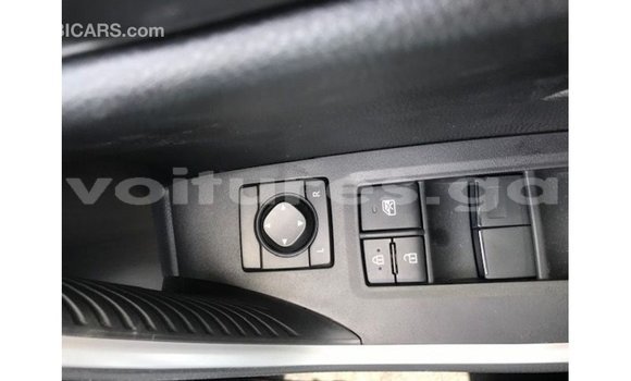 Sayi Imported Toyota HiAce White Babbar mota in Import - Dubai a estuary Sayi Imported Toyota HiAce White Babbar mota in Import - Dubai a estuary