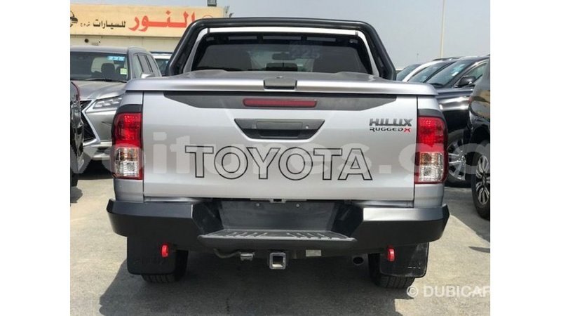 Big with watermark toyota hilux estuary import dubai 7023