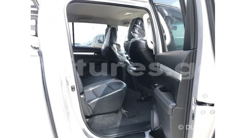 Big with watermark toyota hilux estuary import dubai 7023