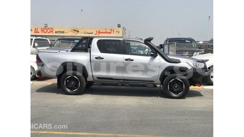 Big with watermark toyota hilux estuary import dubai 7023