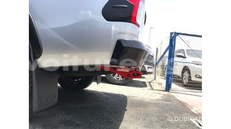 Big with watermark toyota hilux estuary import dubai 7023