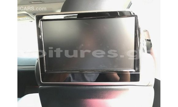 Buy Import Toyota Land Cruiser White Car in Import - Dubai in Estuary Buy Import Toyota Land Cruiser White Car in Import - Dubai in Estuary