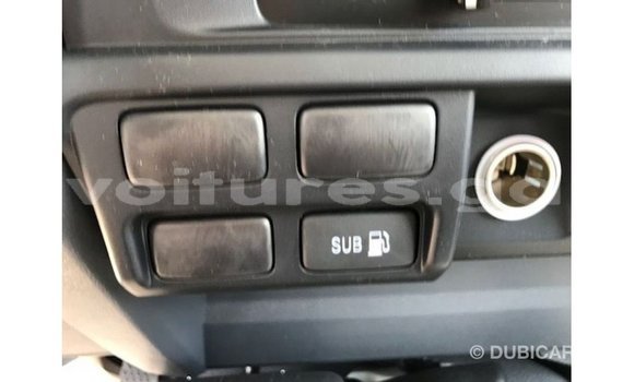 Buy Import Toyota Land Cruiser White Car in Import - Dubai in Estuary Buy Import Toyota Land Cruiser White Car in Import - Dubai in Estuary