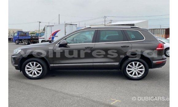 Sayi Imported Volkswagen Touareg Sauran Mota in Import - Dubai a estuary Sayi Imported Volkswagen Touareg Sauran Mota in Import - Dubai a estuary