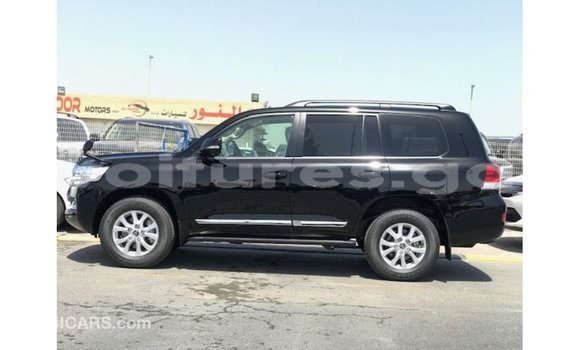 Acheter Import Voiture Toyota Land Cruiser Noir à Import - Dubai, Estuaire Acheter Import Voiture Toyota Land Cruiser Noir à Import - Dubai, Estuaire