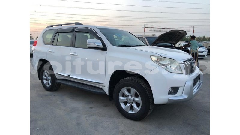 Big with watermark toyota prado estuary import dubai 7030