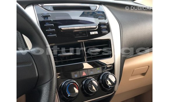 Sayi Imported Toyota DA White Babbar mota in Import - Dubai a estuary Sayi Imported Toyota DA White Babbar mota in Import - Dubai a estuary