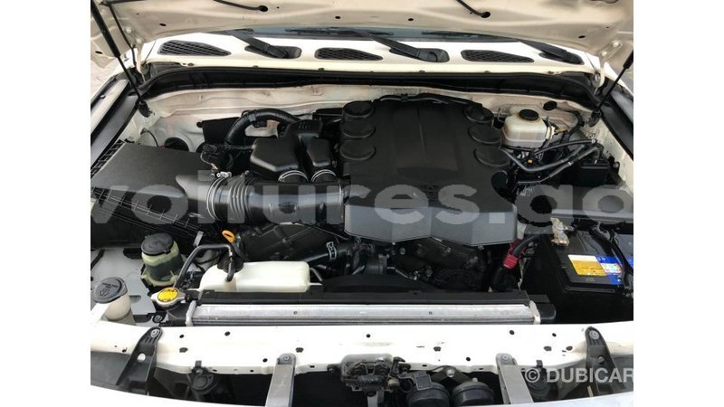 Big with watermark toyota fj cruiser estuary import dubai 7040