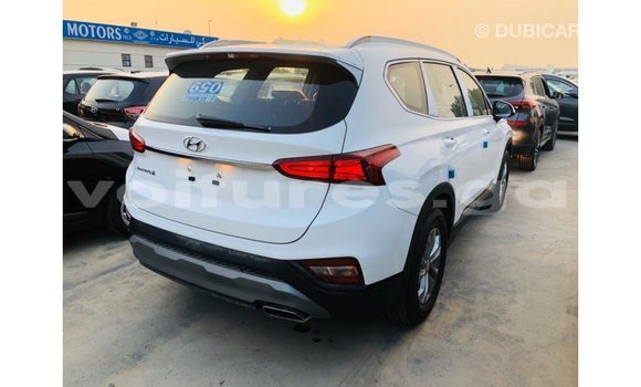 Buy Import Hyundai Santa Fe White Car in Import - Dubai in Estuary Buy Import Hyundai Santa Fe White Car in Import - Dubai in Estuary