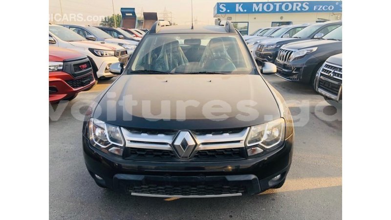 Big with watermark renault duster estuary import dubai 7046