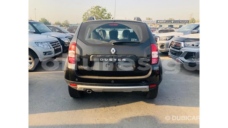 Big with watermark renault duster estuary import dubai 7046