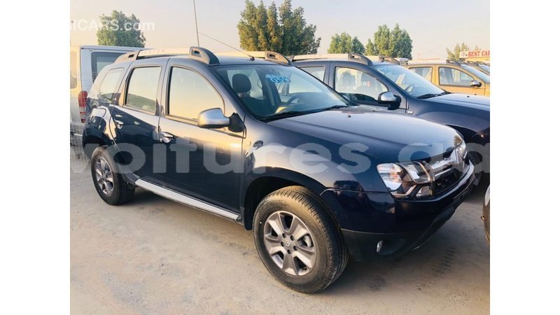 Big with watermark renault duster estuary import dubai 7046