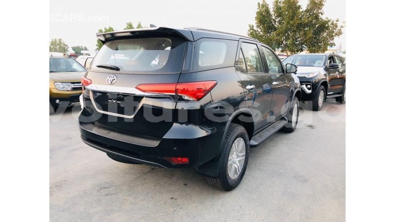 Big with watermark toyota fortuner estuary import dubai 7047