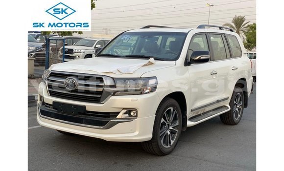 Acheter Import Utilitaire Toyota DA Blanc à Import - Dubai, Estuaire
