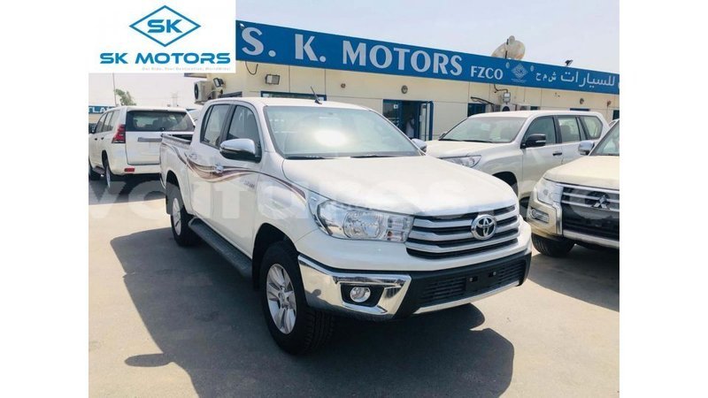 Big with watermark toyota hilux estuary import dubai 7052