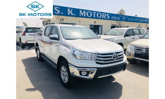 Sayi Imported Toyota Hilux White Mota in Import - Dubai a estuary Sayi Imported Toyota Hilux White Mota in Import - Dubai a estuary