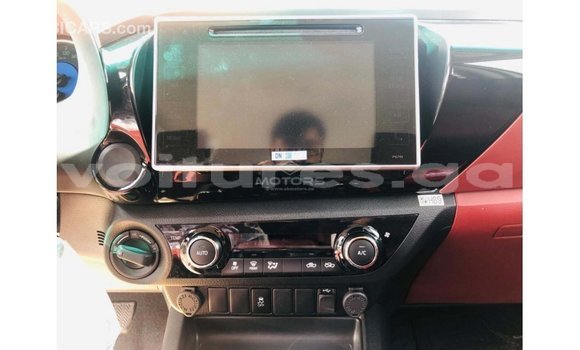 Sayi Imported Toyota Hilux White Mota in Import - Dubai a estuary Sayi Imported Toyota Hilux White Mota in Import - Dubai a estuary