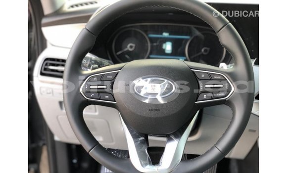 Buy Import Hyundai Chorus Other Truck in Import - Dubai in Estuary Buy Import Hyundai Chorus Other Truck in Import - Dubai in Estuary