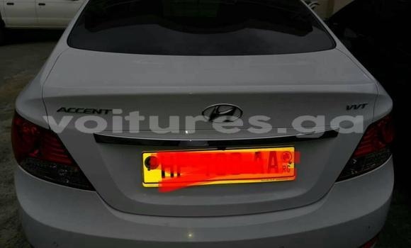 Acheter Occasion Voiture Hyundai Accent Blanc à Libreville, Estuaire Acheter Occasion Voiture Hyundai Accent Blanc à Libreville, Estuaire