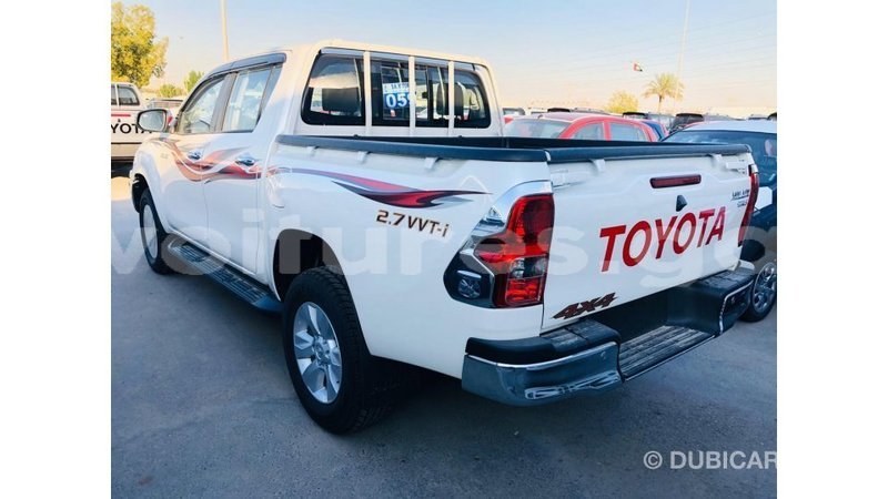 Big with watermark toyota hilux estuary import dubai 7060