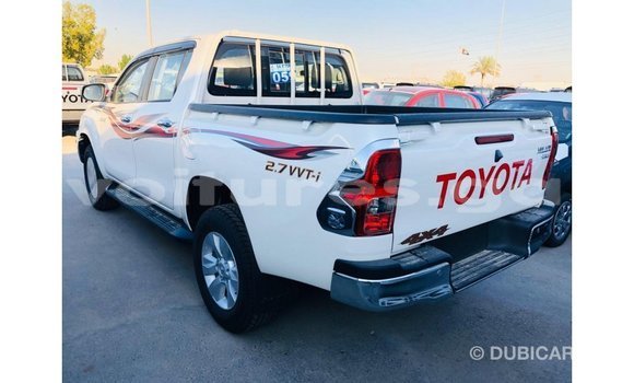 Sayi Imported Toyota Hilux White Mota in Import - Dubai a estuary Sayi Imported Toyota Hilux White Mota in Import - Dubai a estuary