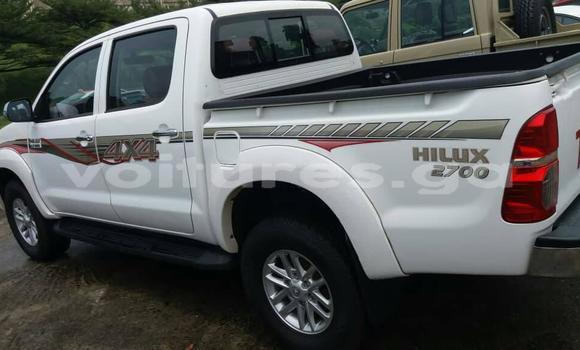 Acheter Occasion Voiture Toyota Hilux Blanc à Libreville, Estuaire Acheter Occasion Voiture Toyota Hilux Blanc à Libreville, Estuaire