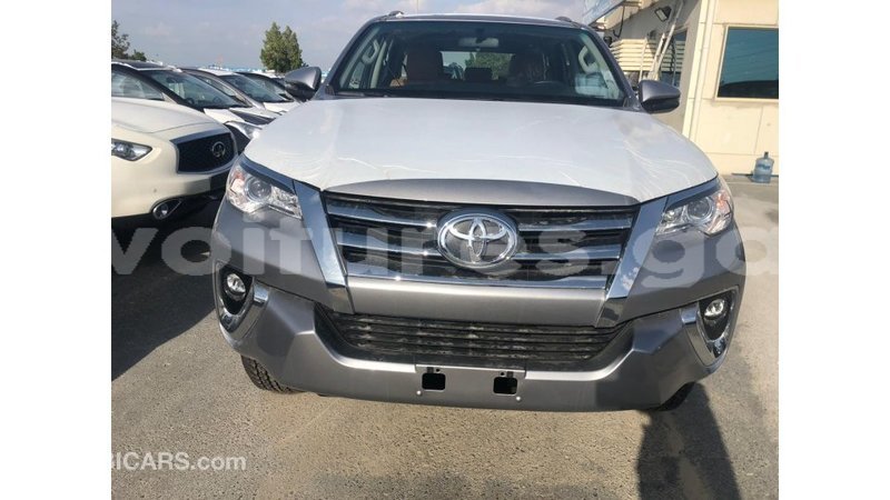 Big with watermark toyota fortuner estuary import dubai 7063