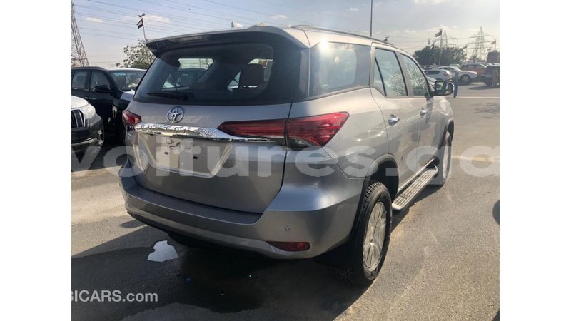 Big with watermark toyota fortuner estuary import dubai 7063