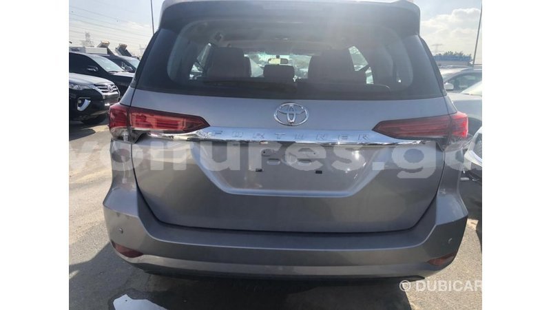 Big with watermark toyota fortuner estuary import dubai 7063