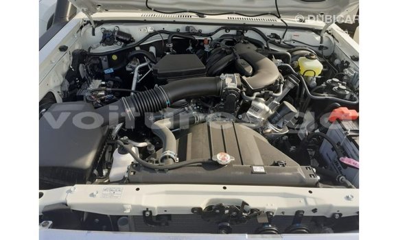 Buy Import Toyota Land Cruiser White Car in Import - Dubai in Estuary Buy Import Toyota Land Cruiser White Car in Import - Dubai in Estuary