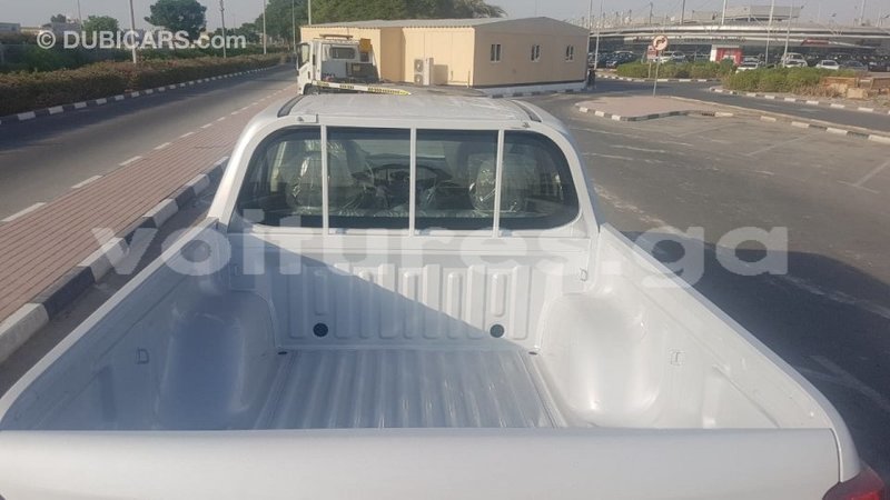 Big with watermark mitsubishi l200 estuary import dubai 7065