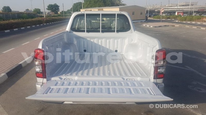 Big with watermark mitsubishi l200 estuary import dubai 7065