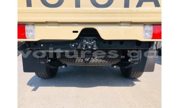Sayi Imported Toyota Land Cruiser M Mota in Import - Dubai a estuary Sayi Imported Toyota Land Cruiser M Mota in Import - Dubai a estuary