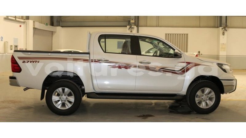 Big with watermark toyota hilux estuary import dubai 7071