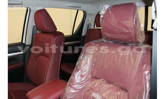 Buy Import Toyota Hilux White Car in Import - Dubai in Estuary Buy Import Toyota Hilux White Car in Import - Dubai in Estuary