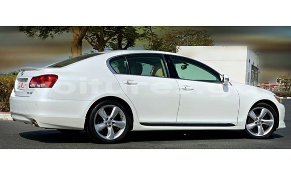 Acheter Import Voiture Lexus GS Blanc à Import - Dubai, Estuaire Acheter Import Voiture Lexus GS Blanc à Import - Dubai, Estuaire