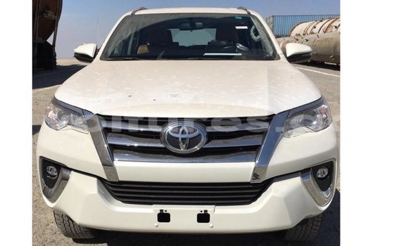 Buy Import Toyota Fortuner White Car in Import - Dubai in Estuary Buy Import Toyota Fortuner White Car in Import - Dubai in Estuary