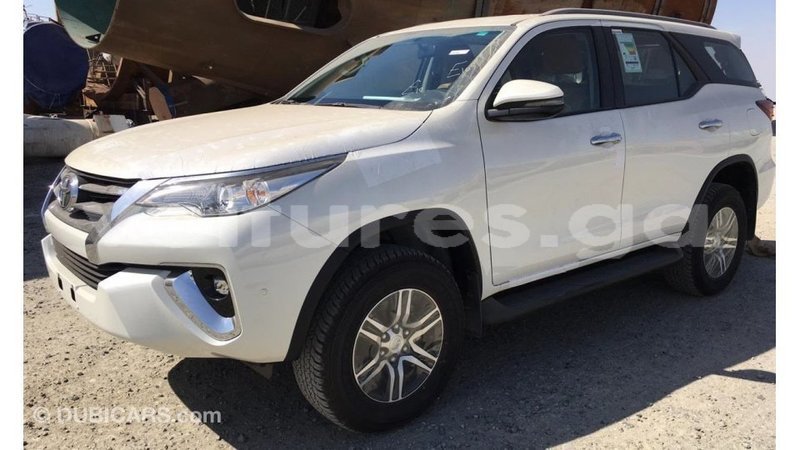 Big with watermark toyota fortuner estuary import dubai 7073