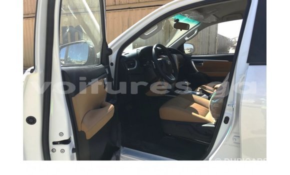 Buy Import Toyota Fortuner White Car in Import - Dubai in Estuary Buy Import Toyota Fortuner White Car in Import - Dubai in Estuary