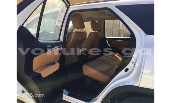 Buy Import Toyota Fortuner White Car in Import - Dubai in Estuary Buy Import Toyota Fortuner White Car in Import - Dubai in Estuary