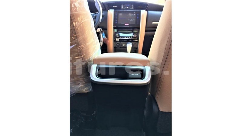 Big with watermark toyota fortuner estuary import dubai 7073