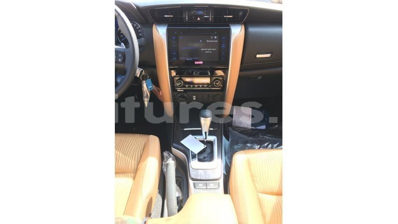 Big with watermark toyota fortuner estuary import dubai 7073