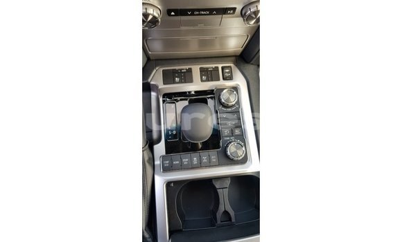 Acheter Import Voiture Toyota Land Cruiser Noir à Import - Dubai, Estuaire Acheter Import Voiture Toyota Land Cruiser Noir à Import - Dubai, Estuaire