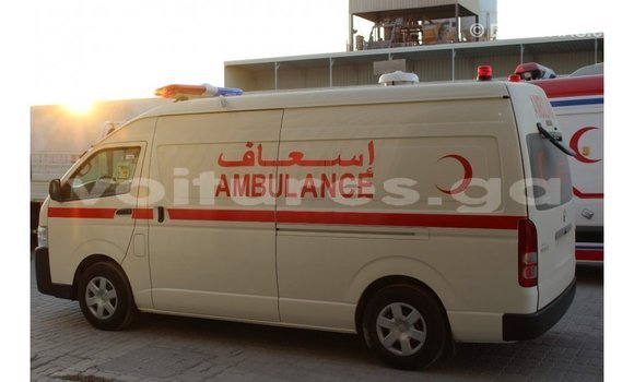 Sayi Imported Toyota Hiace White Mota in Import - Dubai a estuary Sayi Imported Toyota Hiace White Mota in Import - Dubai a estuary