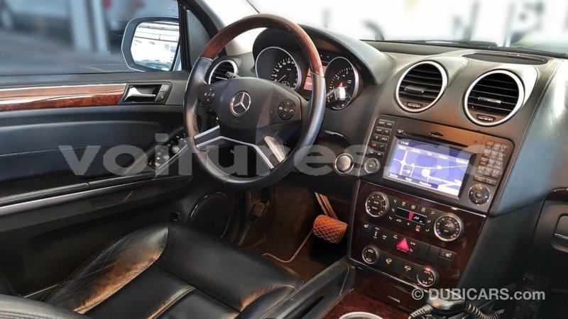 Big with watermark mercedes benz 190 estuary import dubai 7084