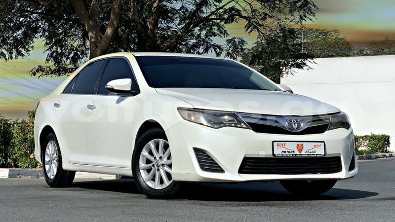 Big with watermark toyota camry estuary import dubai 7087