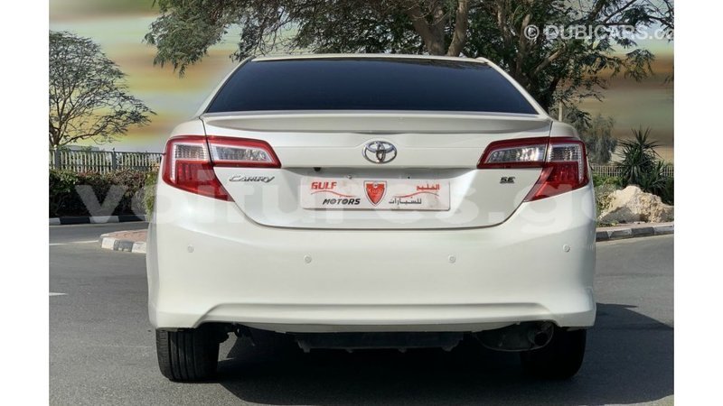 Big with watermark toyota camry estuary import dubai 7087