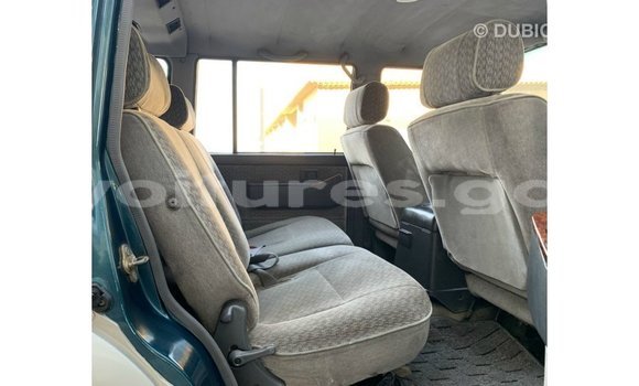 Acheter Import Voiture Nissan Safari Bleu à Import - Dubai, Estuaire Acheter Import Voiture Nissan Safari Bleu à Import - Dubai, Estuaire