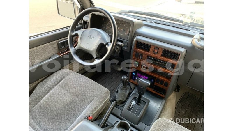 Big with watermark nissan safari estuary import dubai 7088