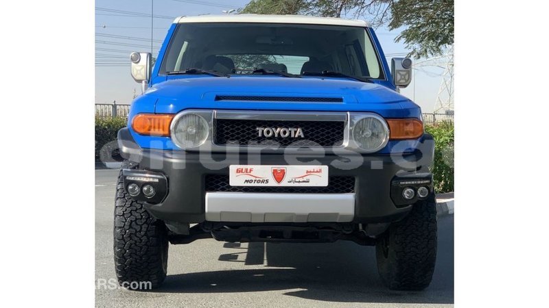 Big with watermark toyota fj cruiser estuary import dubai 7090